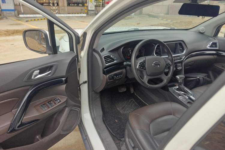 Used GAC Trumpchi GS4 2017 235T Automatic Two-Wheel Drive Luxury Smart Connectivity Version
