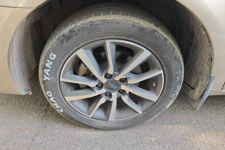 Used Geely Auto Emgrand 2019 Leading Edition 1.5L Manual Upward Asian Games Edition China VI Left Front Wheel Hub