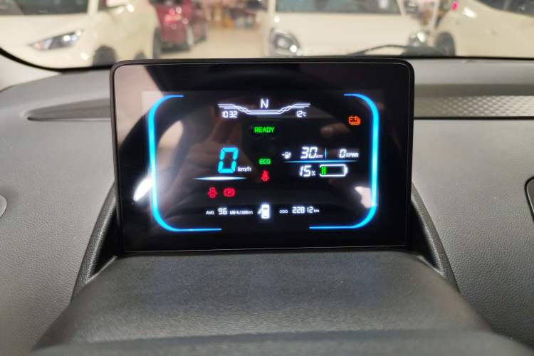 Used CHANGAN NEVO Lumin 2023 205km Xiangqin Version