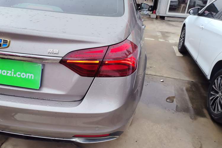 Used Geely Auto Emgrand 2018 1.5L CVT Upward Connect Edition

