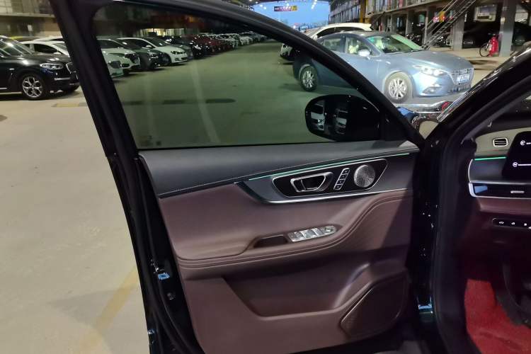 Used Chery Tiggo 8 PRO New Energy 2023 Champion Edition 1.5T 100km King's Version