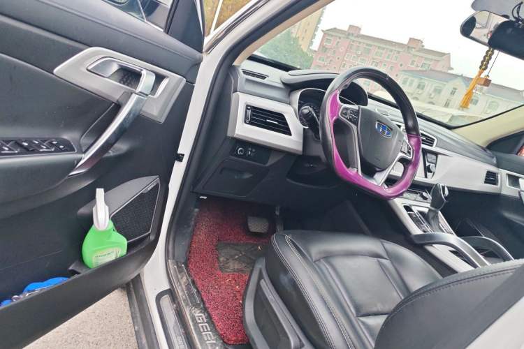 Used Geely Auto Emgrand X7 Sport 2016 1.8TD Automatic Smart Connectivity Version Driver Seat