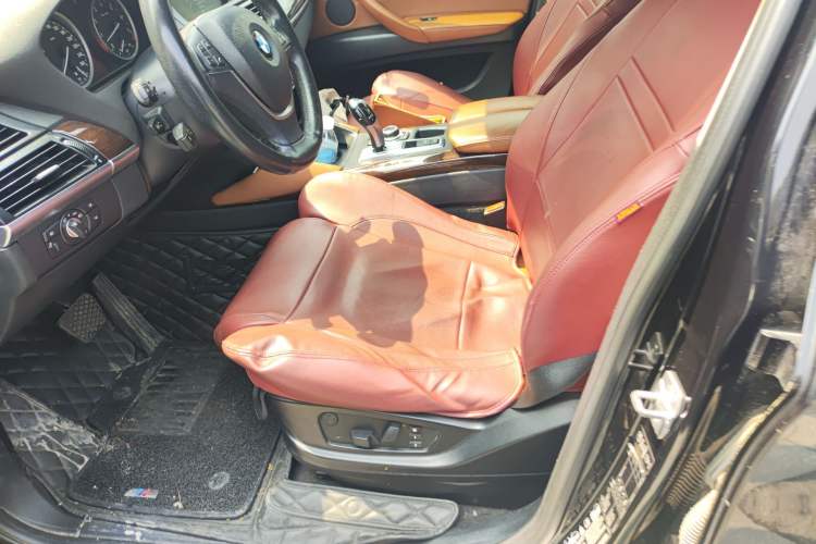 Used BMW X6 2013 xDrive35i
