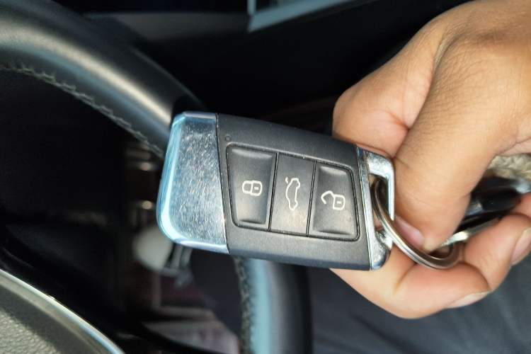 Used Volkswagen FAW-Volkswagen CC 2020 330TSI Huayan Edition China VI Standard Vehicle Key