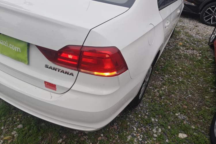 Used Volkswagen Santana 2019 1.5L Manual Fashion Edition China VI Standard Right Rear Taillight