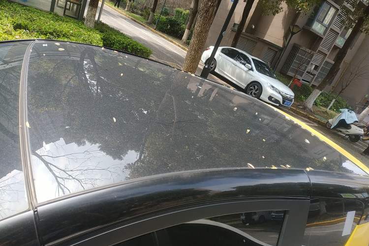 Used Chery QQ Little Ant 2021 150 000 Yuan "Ant Fan" Edition New Ant Cool Version Lithium-Ion Battery Roof