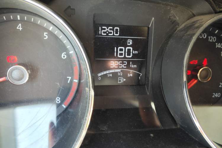 Used Volkswagen C-TREK 2017 1.6L Manual Comfort Model