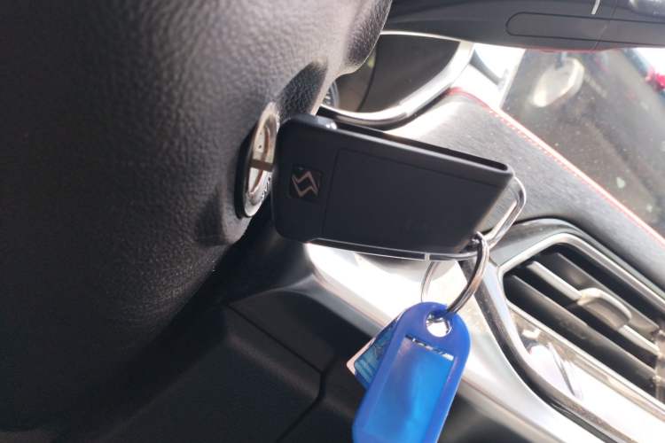 Used SOL X8 2021 300T DCT Panoramic Luxury Edition 5 Seats
