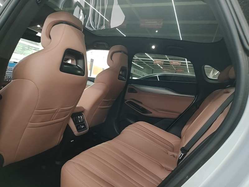 Used BYD Song L EV 2025 550 km Excellence Version — 16