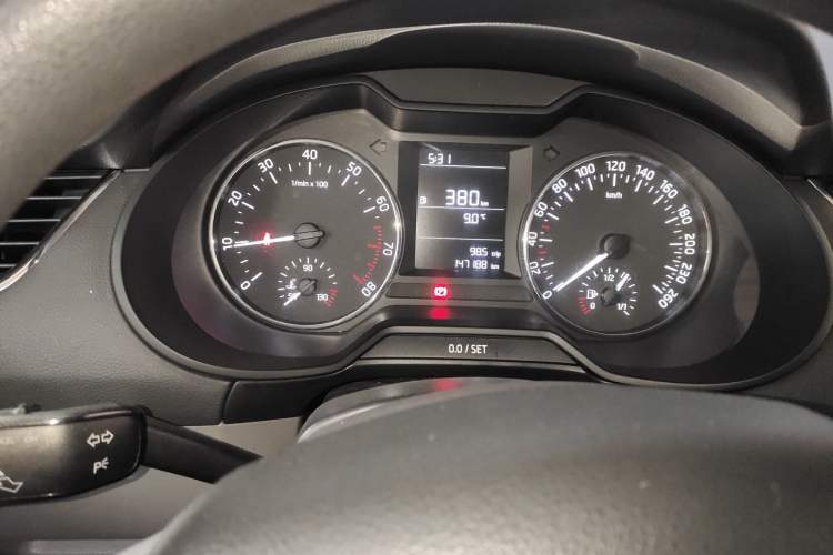 Used Skoda Octavia 2015 1.6L Manual Yijie Edition
