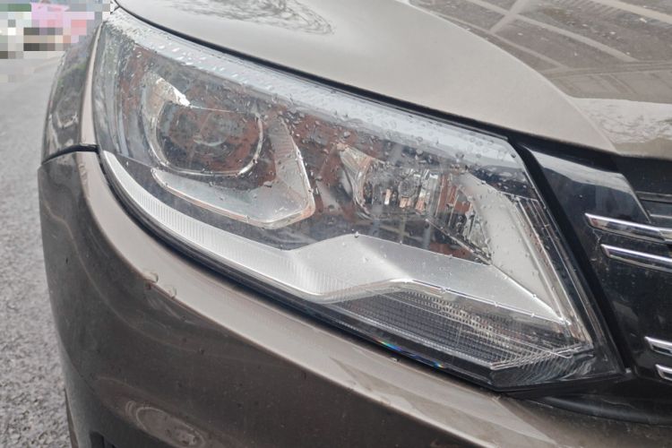 Used Volkswagen Tiguan 2016 280TSI Automatic Two-Wheel-Drive Silk Road Style Edition Right Front Headlight