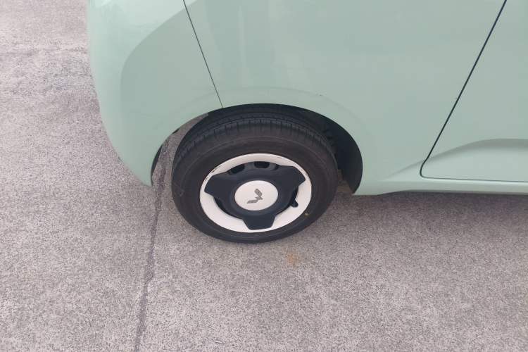 Used Wuling Hongguang MINIEV 2024 3rd Generation 215km Youth Edition Exterior 5