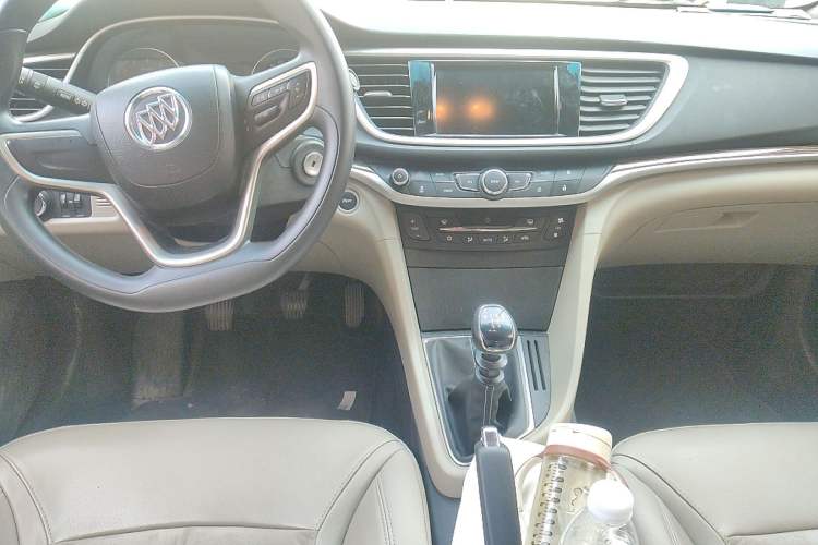 Used Buick GT 2015 15N Manual Luxury Version Center Console