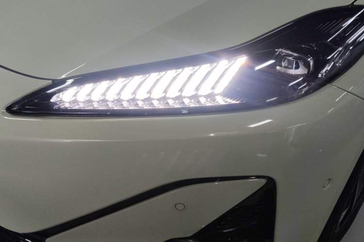 Used Hongqi Tiangong 05 2025 550 Smart Selection Left Front Headlight