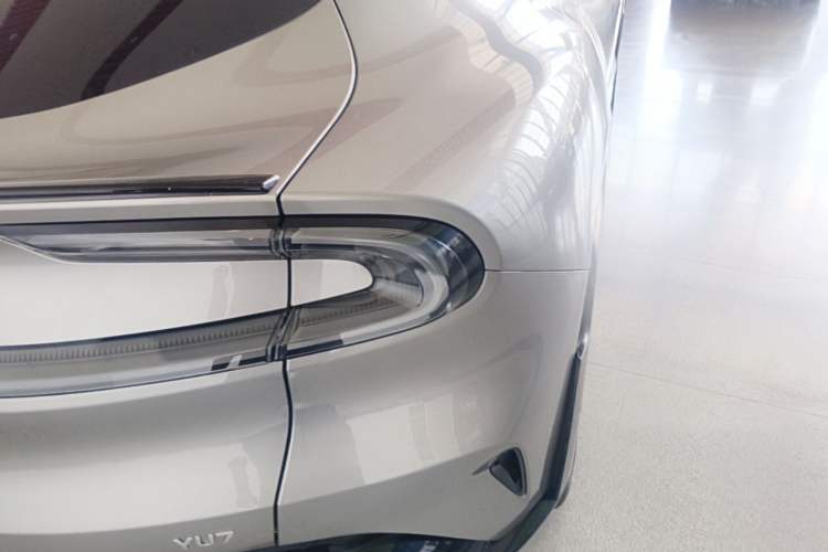 Used Xiaomi Auto YU7 2025 Ultra-Long Range Rear-Wheel Drive Version
