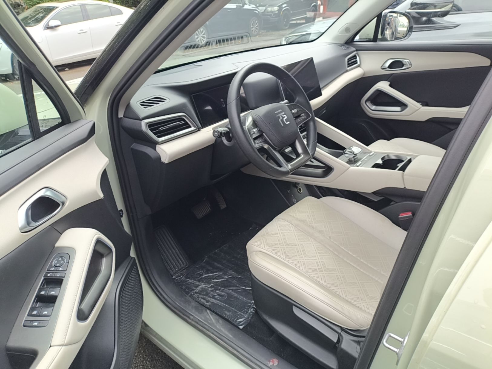 BYD Yuan UP 2024 401 km Active Version — снимка 18