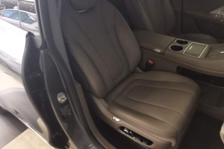 Used Hima Luxeed R7 2025 Range-Extended Version 251 km Max
