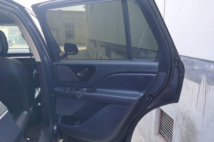 Used Lincoln Aviator 2022 3.0T V6 Four-Wheel Drive Luxury Edition