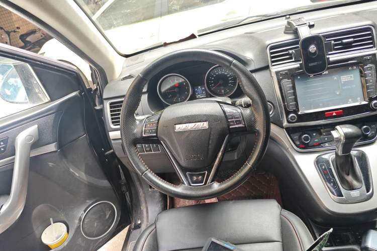 Used Haval H6 2015 Sport Edition 1.5T Automatic Two-Wheel Drive Luxury Model