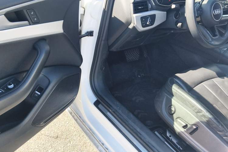 Used Audi A4L 2017 40 TFSI Fashion Model