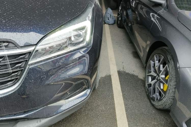 Used Buick Envision 2021 532T Two-Wheel-Drive Elite Version Left Front Headlight