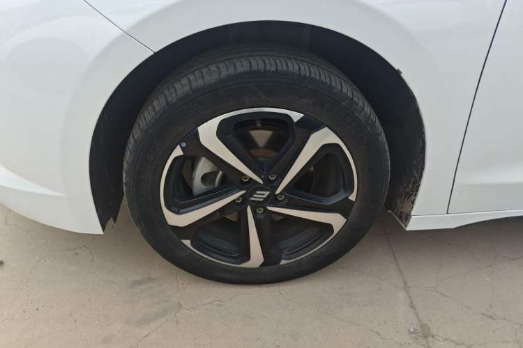 Used JMEV GSE 2023 Dream Edition 52 Comfort Model
