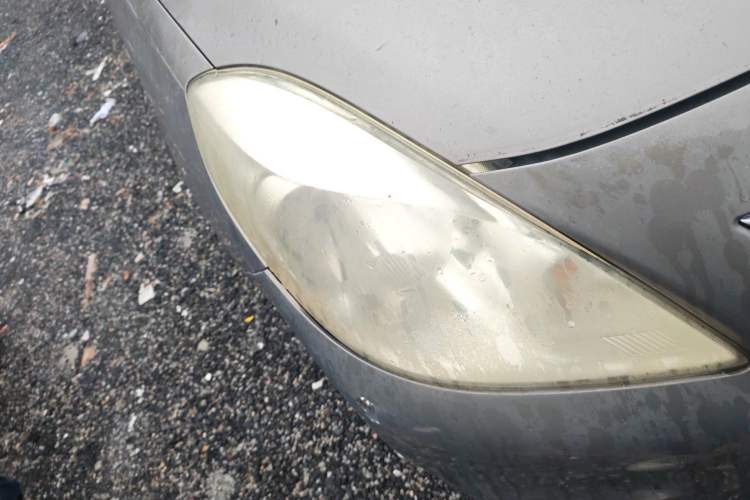 Used Nissan Sunny 2011 1.5XE CVT Comfort Edition Right Front Headlight