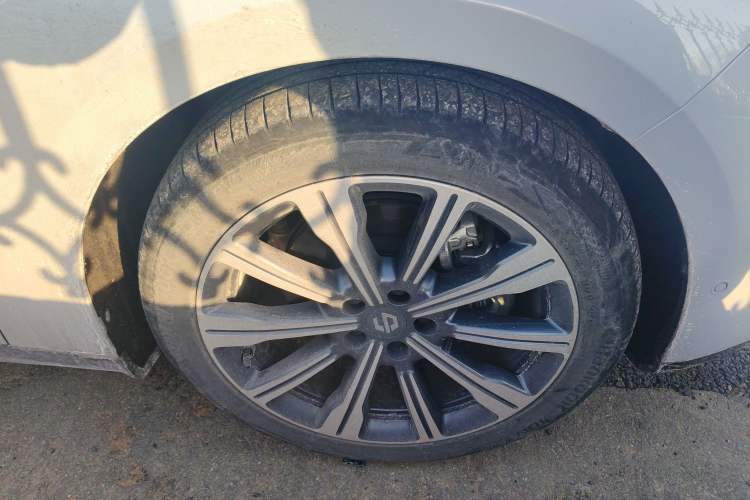 Used Leapmotor C01 2023 Range-Extended 316 Smart Edition Right Front Wheel Hub