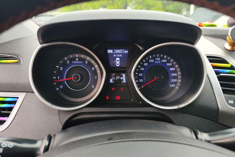 Used Hyundai Elantra (5th Generation / Langdong) 2016 1.6L Automatic Prestige Model