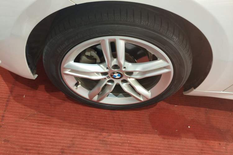 Used BMW 1 Series 2019 118i M Sport Package Left Front Wheel Hub