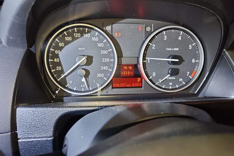 Used BMW X1 2014 sDrive18i Leading Model