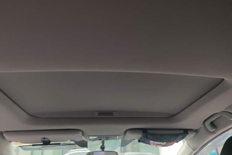 Used Honda Jade 2014 1.8L Automatic Comfort Elite Version 5 Seats Headliner