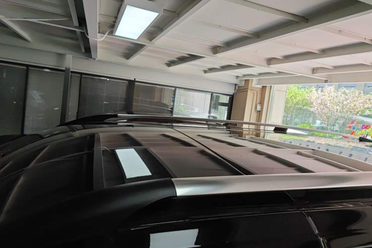 Used Mercedes-Benz V-Class 2021 V 260 Avantgarde Edition Roof