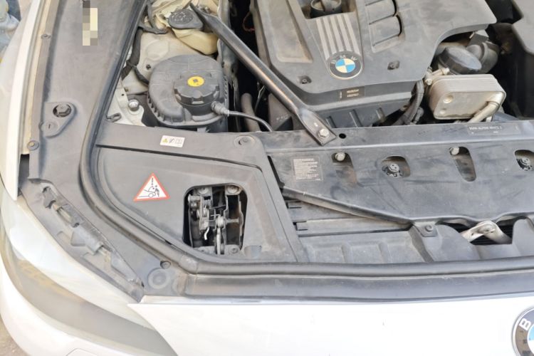 Used BMW 5 Series 2011 523Li Luxury Model
