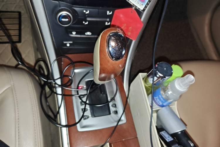 Used Roewe 550 2010 550S 1.8L Automatic Start-Zhen New Year Edition Gear Lever