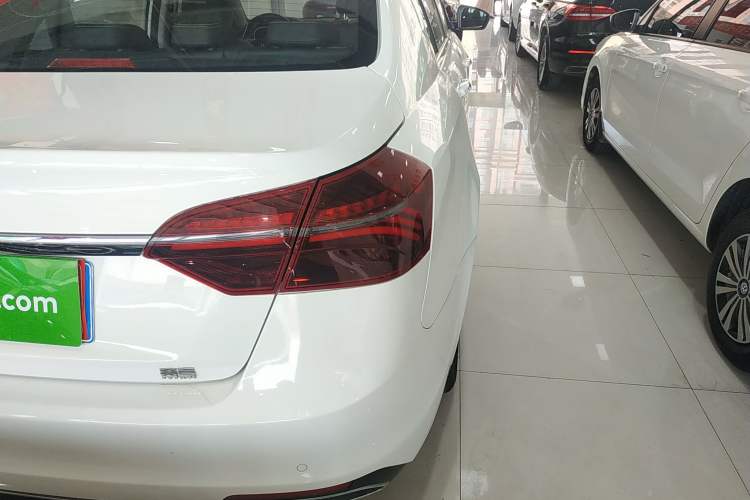 Used Geely Auto Emgrand 2020 1.5L CVT Upward Version
