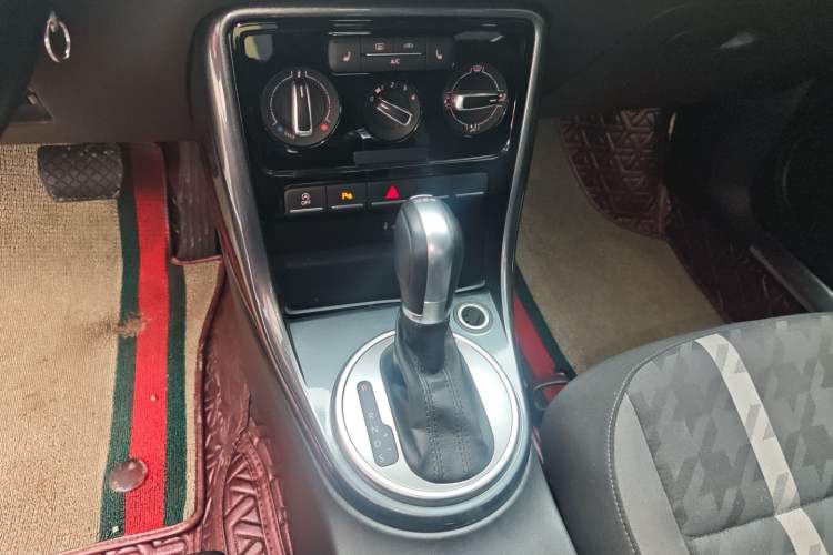 Used Volkswagen Beetle 2018 180TSI Dune Off-Road Edition
