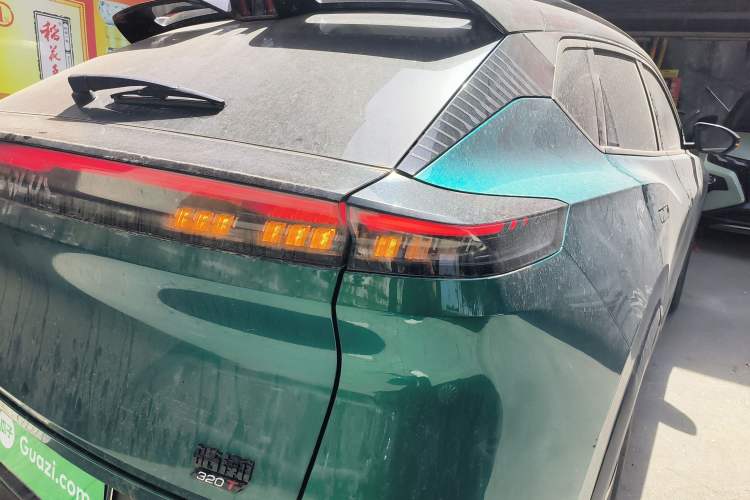 Used Dongfeng Aeolus Mage 2023 1.5T Prestige Edition Right Rear Taillight