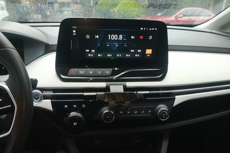 Used Bestune NAT 2022 Comfort Travel Version 100kW 419km Audio And AC Panel