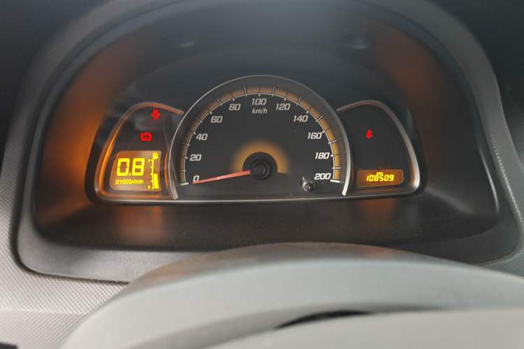 Used Chevrolet Sail 2010 Sedan 1.2L Manual Warm Edition