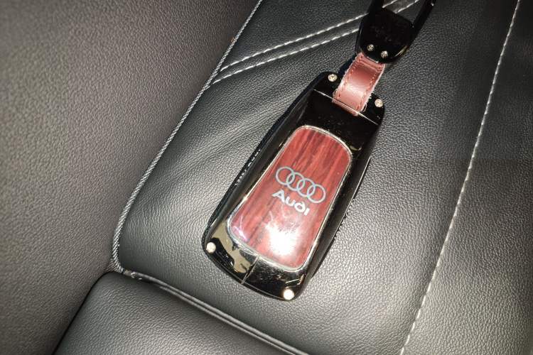 Used Audi Q5L 2023 40T Luxury Dynamic Model Interior 1