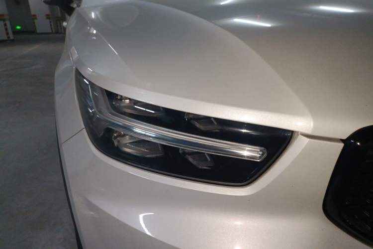 Used Volvo XC40 2020 T4 Four-Wheel Drive Smart & Sporty Edition