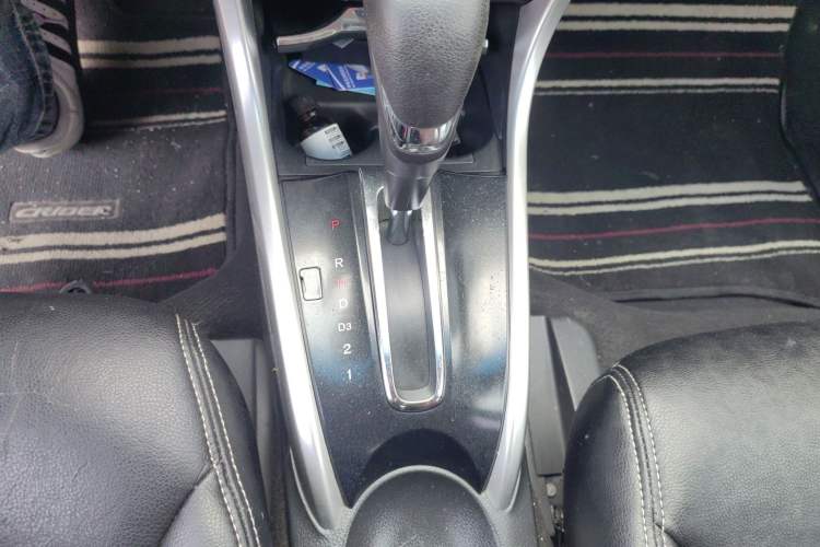 Used Honda Crider 2015 1.8L Automatic Ultra-Configured Limited Edition
