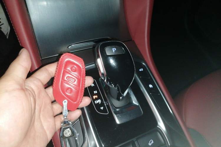 Used MG HS 2019 30T Automatic 2WD Trophy Supreme Edition China VI Standard
