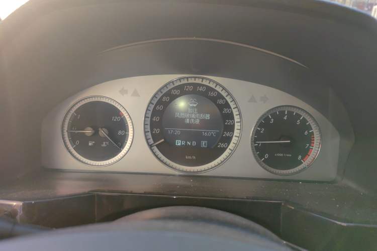 Used Mercedes-Benz GLK-Class 2011 GLK 300 4MATIC Fashion Model