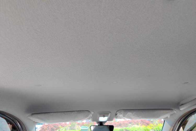 Used Wuling Hongguang MINIEV 2025 Four-Door Version Advanced Edition Headliner