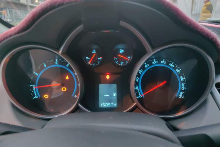 Used Chevrolet Cruze 2013 1.6L SL Sunroof Edition MT
