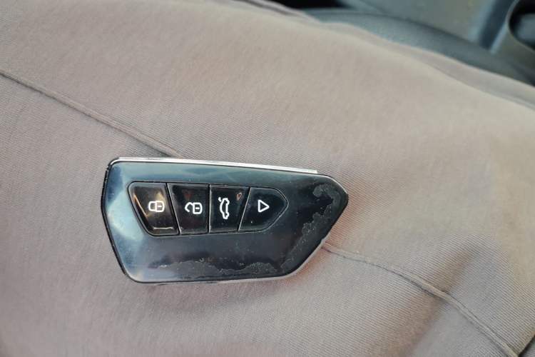 Used Hyundai ix35 2015 2.0L Automatic 2WD Smart Version China V Standard
