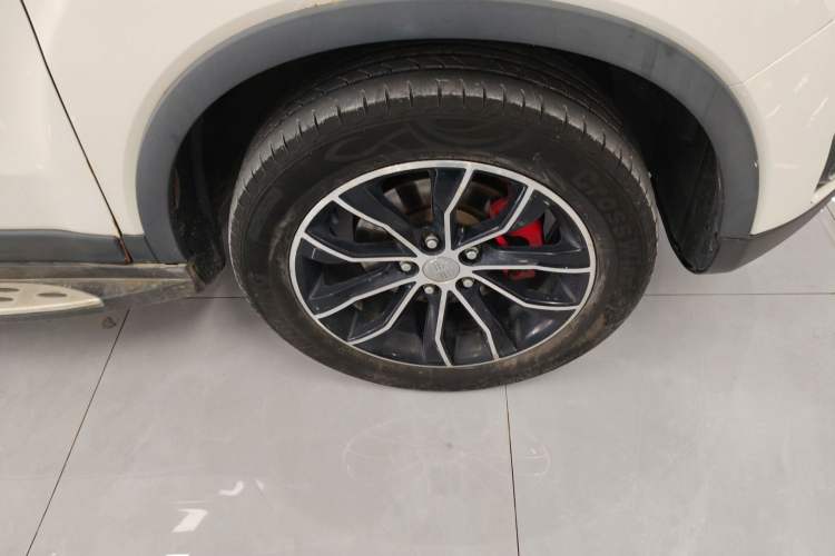 Used FAW Senya R7 2016 1.6L Manual Luxury Model
