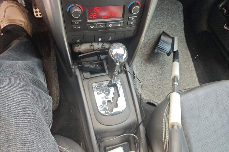 Used Peugeot 207 2013 1.6L CC Automatic Fashion Edition
